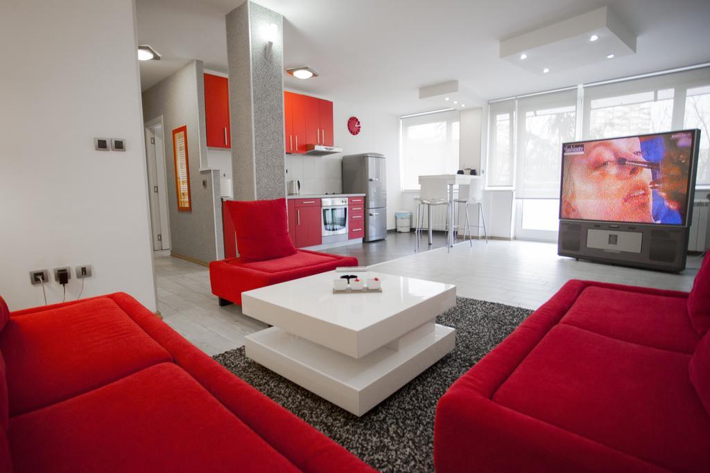Apartment Red Belgrado Habitación foto